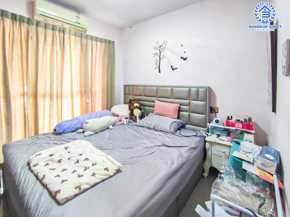 *****ทาวน์เฮ้าส์มือสอง โครงการ พฤกษา13 คลองหลวง เนื้อที่ 24 ตร.ว. ฟังก์ชัน 3 ห้องนอน 2 ห้องน้ำ 1 ที่จอดรถ ภายในดีเยี่ยม พร้อมเข้าอยู่ทันที บนทำเลเดินทางสะดวก เชื่อมต่อถนนรังสิตคลอง3 ถนนกาญจนาภิเษก ถนนพหลโยธิน ใกล้รถไฟฟ้าสายสีแดง "สถานีรังสิต" และจุดขึ้นดอนเมืองมอเตอร์เวย์