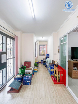 *****บ้านเดี่ยวมือสองนนทบุรี โครงการ ปัญฐิญา บางกรวย-ไทรน้อย เนื้อที่กว้าง 54.3 ตร.ว. ฟังก์ชัน 3 ห้องนอน 3 ห้องน้ำ 2 ที่จอดรถ บ้านต่อเติมเต็ม สภาพดี แถมกว้างขวาง บนทำเลเดินทางสะดวก ใกล้จุดขึ้นทางด่วน "ศรีรัช-วงแหวนรอบนอก" และรถไฟฟ้าสายสีม่วง "สถานีแยกติวานนท์" เพียง 10 นาที จองด่วน!