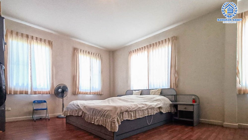 *****บ้านเดี่ยวมือสอง โครงการ พฤกษ์ลดา ติวานนท์-ราชพฤกษ์345 เนื้อที่ 68.50 ตร.ว. ฟังก์ชัน 3 ห้องนอน 3 ห้องน้ำ 2 ที่จอดรถ ภายในสภาพดีเยี่ยม พร้อมเข้าอยู่ บนทำเลดี เดินทางเข้า-ออกในเมืองสะดวก เชื่อมต่อถนนติวานนท์ ถนนราชพฤกษ์ ถนน345