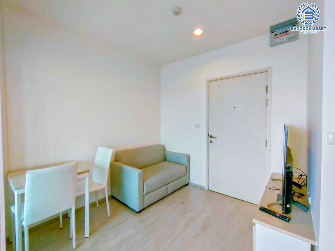 *****คอนโดมิเนียมมือสองกรุงเทพมหานคร โครงการ แอสปาย รัชดา-วงศ์สว่าง เนื้อที่ 26.12 ตร.ม. ฟังก์ชัน 1 ห้องนอน 1 ห้องน้ำ 1 ที่จอดรถ ห้องพร้อมอยู่ แถมฟรี! 1 เครื่องปรับอากาศ 1 เครื่องทำน้ำอุ่น บนทำเลติดรถไฟฟ้าสายสีม่วง "สถานีวงศ์สว่าง" ใกล้จุดขึ้นทางด่วน "ศรีรัช" จองเลย!