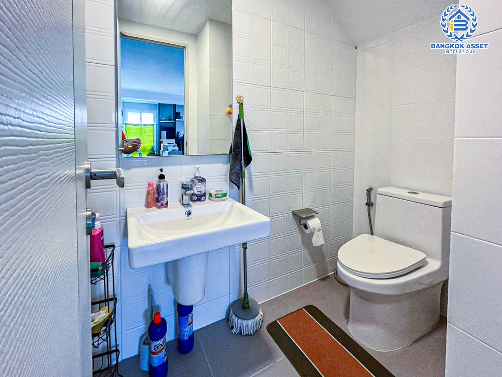 *****บ้านแฝดมือสอง โครงการ Anya ราชพฤกษ์-นครอินทร์ หลังมุม เนื้อที่ 68.30 ตร.ว. ฟังก์ชัน 2 ห้องนอน 3 ห้องน้ำ 1 ห้องอเนกประสงค์ 4 ที่จอดรถ บ้านสภาพดีเยี่ยม หน้าบ้านไม่ชนใคร พร้อมเข้าอยู่ บนทำเลเดินทางสะดวก เชื่อมต่อถนนกาญจนาภิเษก ถนนรัตนาธิเบศร์ ถนนนครอินทร์ ใกล้รถไฟฟ้าสายสีม่วง "สถานีบางพลู"