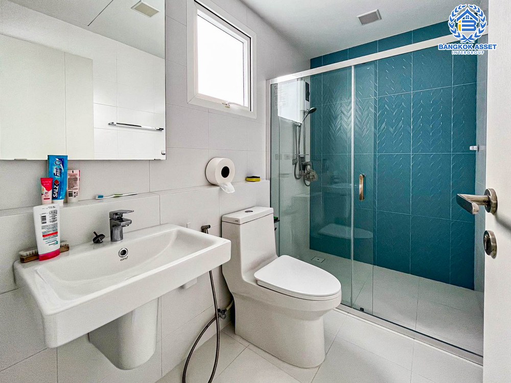 *****บ้านแฝดมือสอง โครงการ Anya ราชพฤกษ์-นครอินทร์ หลังมุม เนื้อที่ 68.30 ตร.ว. ฟังก์ชัน 2 ห้องนอน 3 ห้องน้ำ 1 ห้องอเนกประสงค์ 4 ที่จอดรถ บ้านสภาพดีเยี่ยม หน้าบ้านไม่ชนใคร พร้อมเข้าอยู่ บนทำเลเดินทางสะดวก เชื่อมต่อถนนกาญจนาภิเษก ถนนรัตนาธิเบศร์ ถนนนครอินทร์ ใกล้รถไฟฟ้าสายสีม่วง "สถานีบางพลู"