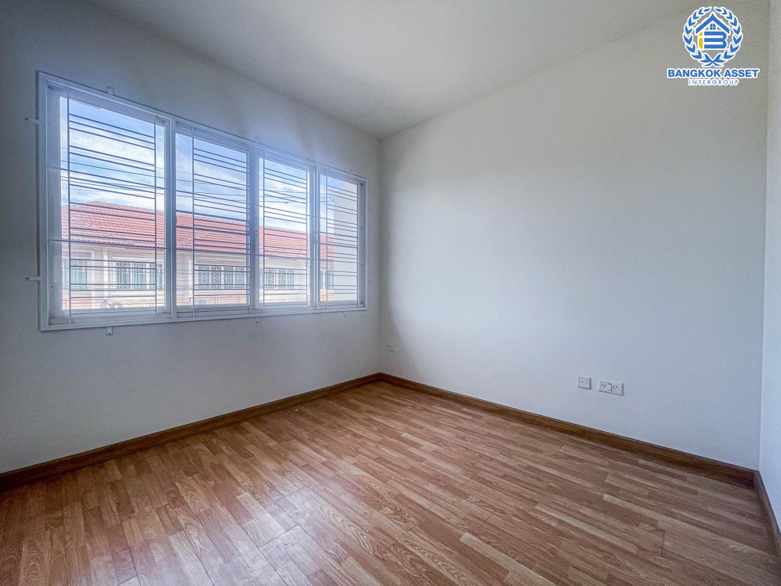 *****ทาวน์เฮ้าส์มือสองนนทบุรี โครงการ ดรีมวิลล์2 ราชพฤกษ์-สวนผัก32 เนื้อที่กว้าง 20.5 ตร.ว. ฟังก์ชัน 3 ห้องนอน 2 ห้องน้ำ 1 ที่จอดรถ บ้านสภาพดี เจ้าของไม่เคยเข้าอยู่  บนทำเลแห่งการเดินทาง เชื่อมต่อถนนราชพฤกษ์, ถนนนครอินทร์ ใกล้จุดขึ้นทางด่วน "ศรีรัช" จองเลย!