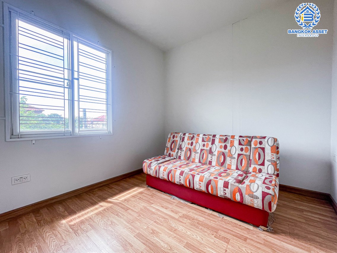 *****ทาวน์เฮ้าส์มือสองนนทบุรี โครงการ ดรีมวิลล์2 ราชพฤกษ์-สวนผัก32 เนื้อที่กว้าง 20.5 ตร.ว. ฟังก์ชัน 3 ห้องนอน 2 ห้องน้ำ 1 ที่จอดรถ บ้านสภาพดี เจ้าของไม่เคยเข้าอยู่  บนทำเลแห่งการเดินทาง เชื่อมต่อถนนราชพฤกษ์, ถนนนครอินทร์ ใกล้จุดขึ้นทางด่วน "ศรีรัช" จองเลย!