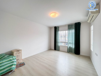 *****ทาวน์เฮ้าส์มือสองนนทบุรี โครงการ อินดี้ บางใหญ่1 เนื้อที่ 18.1 ตร.ว. ฟังก์ชัน 2 ห้องนอน 3 ห้องน้ำ 1 ที่จอดรถ บ้านสภาพดี บนทำเลเชื่อมต่อ ถนนกาญจนาภิเษก, ถนนรันตนาธเบศร์ ใกล้เซ็นทรัลเวสต์เกต, รถไฟฟ้าสายสีม่วง "สถานีคลองบางไผ่" และทางด่วน "กาญจนาภิเษก" ราคาคุ้มสุดในย่าน!