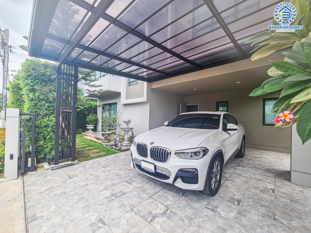 *****บ้านเดี่ยวมือสอง โครงการ ไลฟ์ บางกอก บูเลอวาร์ด ราชพฤกษ์-รัตนาธิเบศร์ เนื้อที่ 52.30 ตร.ว. ดีไซน์ตอบทุกไลฟ์สไตล์ ฟังก์ชัน 3 ห้องนอน 3 ห้องน้ำ จอดรถได้ 2 คัน ทำเลดีหน้าโครงการติดถนนราชพฤกษ์ เชื่อมต่อหลากหลายเส้นทาง ใกล้รถไฟฟ้าสายสีม่วง "สถานีท่าอิฐ" และจุดขึ้นทางด่วน "ศรีรัช"