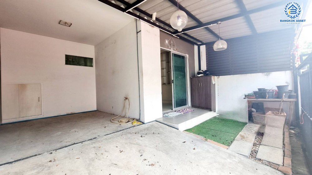 *****ทาวน์เฮ้าส์มือสอง โครงการ พฤกษาวิลล์70 พระราม5-สิรินธร เนื้อที่ 18.70 ตร.ว. ฟังก์ชัน 3 ห้องนอน 2 ห้องน้ำ 1 ที่จอดรถ บ้านสภาพใหม่มาก สภาพแวดล้อมโครงการเงียบสงบ บนทำเลเดินทางสะดวก เชื่อมต่อถนนบางกรวย-ไทรน้อย ถนนนครอินทร์ ถนนราชพฤกษ์