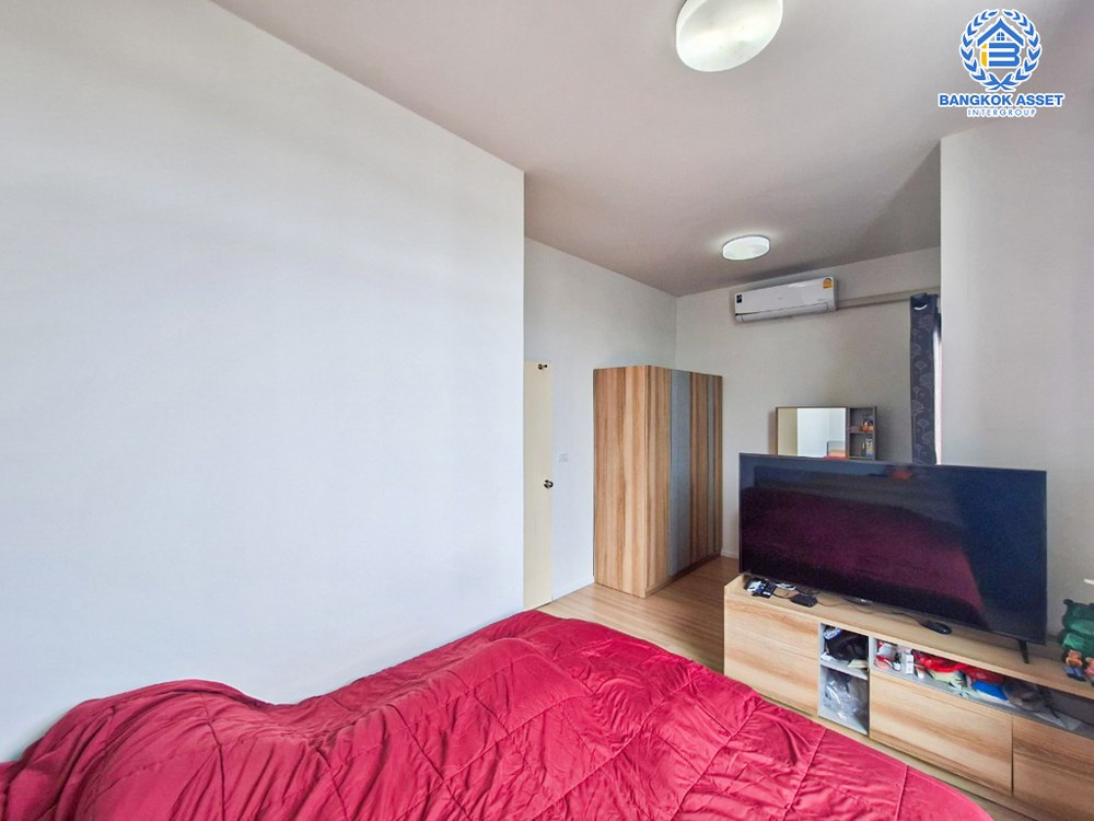 *****ทาวน์เฮ้าส์มือสอง โครงการ พลีโน่ บางใหญ่ คุณภาพระดับ AP เนื้อที่ 18 ตร.ว. ฟังก์ชัน 3 ห้องนอน 2 ห้องน้ำ 1 ที่จอดรถ หน้าบ้านอยู่ตรงข้ามพื้นที่ส่วนกลาง บนทำเลแห่งการเดินทาง เพียง 10 นาทีก็ถึงรถไฟฟ้าสายสีม่วง "สถานีคลองบางไผ่" และจุดขึ้นทางด่วน "ศรีรัช-วงแหวนรอบนอก"