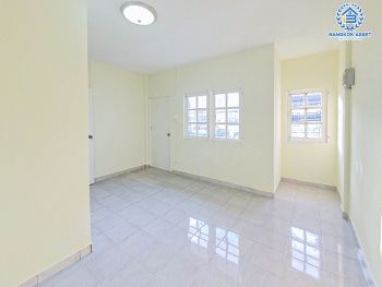 *****ทาวน์เฮ้าส์มือสองนนทบุรี หมู่บ้าน ทรัพย์สิทธิชัย แจ้งวัฒนะ เนื้อที่ 15.3 ตร.ว. ฟังก์ชัน 2 ห้องนอน 2 ห้องน้ำ 1 ที่จอดรถ บ้านราคาถูก รีโนเวทพร้อมอยู่ บนทำเลติดถนนแจ้งวัฒนะ ใกล้รถไฟฟ้าสายสีชมพู "สถานีเลี่ยงเมืองปากเกร็ด" ที่จะเปิดให้บริการในอนาคต จองเลย!