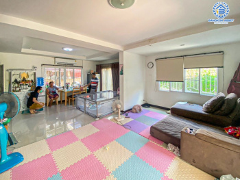 *****ทาวน์เฮ้าส์มือสอง โครงการ ลิฟวิ่งพาร์ค พระราม5 เนื้อที่ 36 ตร.ว. ฟังก์ชันจัดเต็ม 3 ห้องนอน 3 ห้องน้ำ บ้านพร้อมเข้าอยู่ สไตล์โมเดิร์น แถมฟรี เฟอร์นิเจอร์ทั้งหลัง! บนทำเลเดินทางสะดวก เชื่อมต่อถนนราชพฤกษ์ ถนนพระราม5 ถนนรัตนาธิเบศร์ ใกล้ทางด่วน "ศรีรัช"