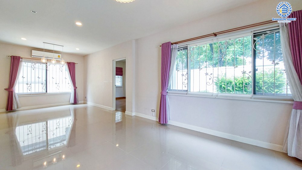 *****บ้านเดี่ยวมือสอง โครงการ เซนโทร ชัยพฤกษ์-แจ้งวัฒนะ หลังมุม เนื้อที่กว้าง 57.50 ตร.ว. ฟังก์ชัน 4 ห้องนอน 3 ห้องน้ำ 2 ที่จอดรถ ภายในสภาพดีมาก แถมฟรี! เครื่องปรับอากาศ บนทำเลดี เชื่อมต่อถนนสะพานนนทบุรี-บางบัวทอง ถนนชัยพฤกษ์ ถนนราชพฤกษ์ ใกล้จุดขึ้นทางด่วน "แจ้งวัฒนะ"