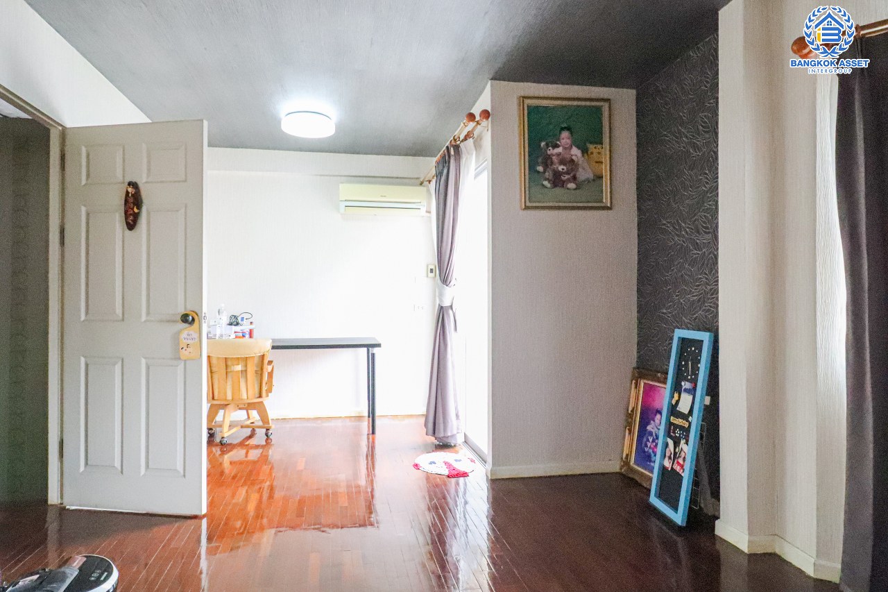 *****ทาวน์โฮม 3 ชั้นมือสองนนทบุรี หมู่บ้าน ศุภาลัยวิลล์ รัตนาธิเบศร์ เนื้อที่ 18 ตร.ว. ฟังก์ชัน 3 ห้องนอน 3 ห้องน้ำ บ้านสภาพดี บนทำเลเดินทางสะดวก ใกล้ทางด่วน "งามวงศ์วาน" และรถไฟฟ้าสายสีม่วง "สถานีศูนย์ราชการนนทบุรี" เพียง 10 นาที ราคาถูกสุดในโครงการ!