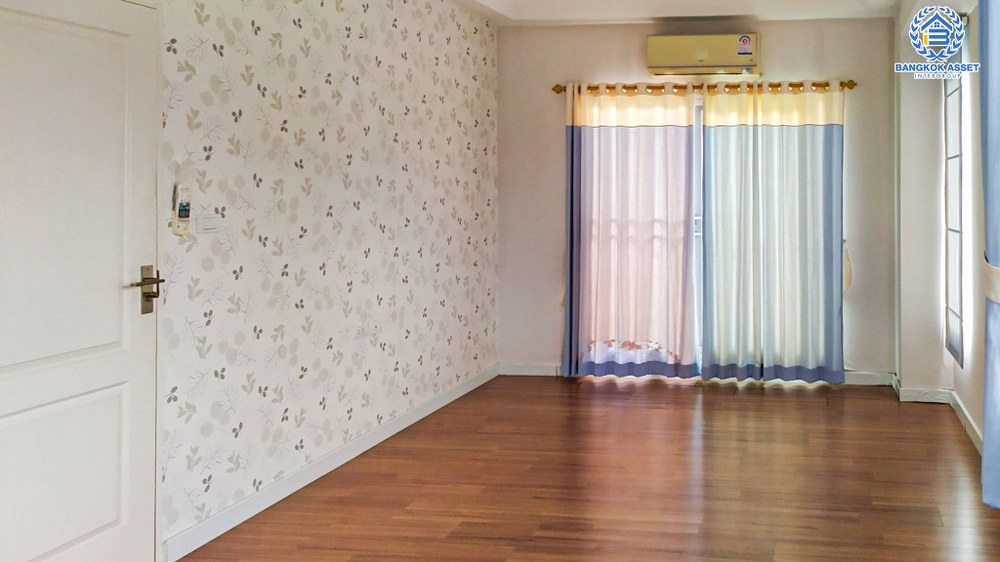 *****บ้านเดี่ยวมือสอง โครงการ พฤกษ์ลดา วงแหวน-รัตนาธิเบศร์ หลังมุม เนื้อที่กว้าง 56 ตร.ว. ฟังก์ชัน 3 ห้องนอน 2 ห้องน้ำ 2 ที่จอดรถ บ้านสภาพดีเยี่ยม โครงการเงียบสงบ แถมฟรี! เครื่องปรับอากาศ บนทำเลแห่งการเดินทาง เชื่อมต่อถนนกาญจนาภิเษก ใกล้รถไฟฟ้าสายสีม่วง "สถานีคลองบางไผ่"