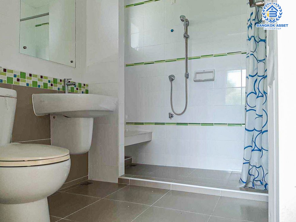 *****บ้านเดี่ยวมือสอง โครงการ พฤกษ์ลดา วงแหวน-รัตนาธิเบศร์ หลังมุม เนื้อที่กว้าง 56 ตร.ว. ฟังก์ชัน 3 ห้องนอน 2 ห้องน้ำ 2 ที่จอดรถ บ้านสภาพดีเยี่ยม โครงการเงียบสงบ แถมฟรี! เครื่องปรับอากาศ บนทำเลแห่งการเดินทาง เชื่อมต่อถนนกาญจนาภิเษก ใกล้รถไฟฟ้าสายสีม่วง "สถานีคลองบางไผ่"