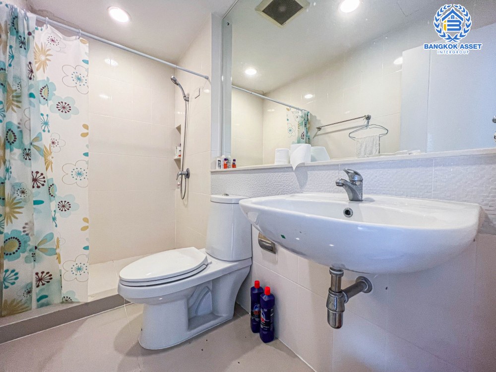 *****ทาวน์โฮมมือสอง โครงการ บ้านกลางเมือง รัตนาธิเบศร์ เนื้อที่กว้าง 18.10 ตร.ว. บ้านสไตล์ Home Office หน้าบ้านไม่ชนกับใคร พร้อมฟังก์ชัน 3 ห้องนอน 3 ห้องน้ำ ที่จอดรถ 2 คัน บนทำเลแห่งการเดินทาง ใกล้รถไฟฟ้าสายสีม่วง "สถานีบางกระสอ" และทางด่วน "ศรีรัช"