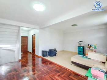 *****ทาวน์โฮม 3 ชั้นมือสองกรุงเทพมหานคร หมู่บ้าน สิชล กาญจนาภิเษก เนื้อที่กว้างมากถึง 27.7 ตร.ว. ฟังก์ชัน 4 ห้องนอน 3 ห้องน้ำ 1 ที่จอดรถ แถมฟรี! 2 เครื่องปรับอากาศ บนทำเลเดินทางสะดวก เชื่อมต่อถนนกัลปพฤกษ์, ถนนกาญจนาภิเษก, ถนนเพชรเกษม จองด่วน!