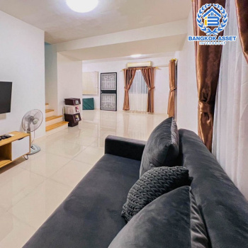 *****ทาวน์เฮ้าส์มือสองนนทบุรี โครงการ พฤกษาวิลล์72 นครอินทร์-พระเงิน หลังมุม! เนื้อที่กว้างขวางถึง 38.4 ตร.ว. ฟังก์ชัน 3 ห้องนอน 2 ห้องน้ำ 2 ที่จอดรถ บ้านพร้อมอยู่ แถมฟรี! 2 เครื่องปรับอากาศ 1 เครื่องทำน้ำอุ่น บนทำเลแห่งการเดินทาง เชื่อมต่อถนนกาญจนาภิเษก, ถนนนครอินทร์ ใกล้จุดขึ้นทางด่วน "ศรีรัช"