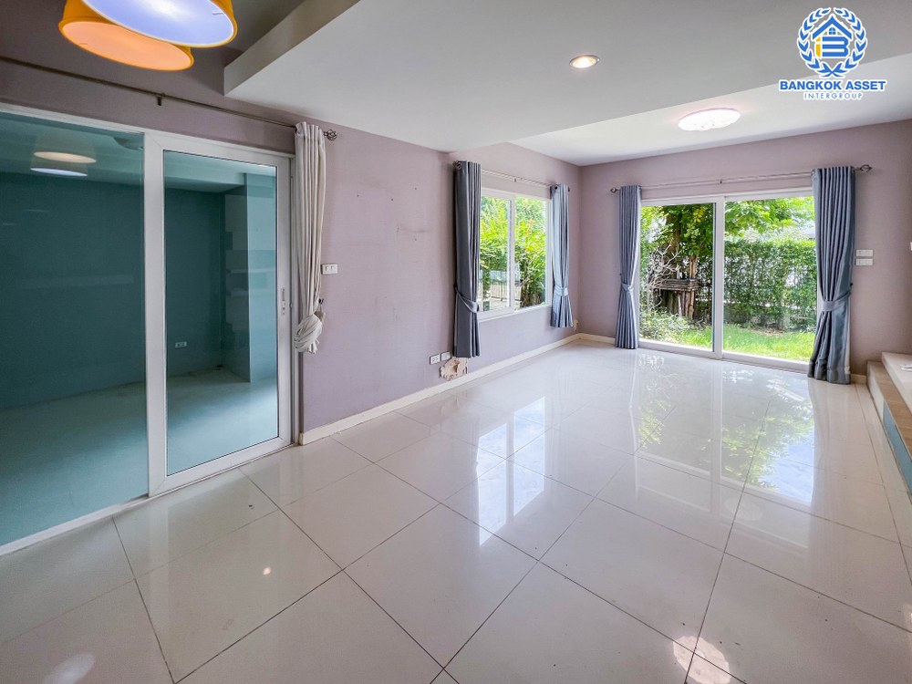 *****บ้านเดี่ยวมือสอง โครงการ พฤกษ์ลดา มหาชัย คุณภาพจาก Land & Houses เนื้อที่กว้าง 50 ตร.ว. ฟังก์ชัน 4 ห้องนอน 2 ห้องน้ำ 1 ที่จอดรถ บ้านใหม่ พร้อมเข้าอยู่ บนทำเลเดินทางเข้า-ออกในเมืองสะดวก เชื่อมต่อถนนเอกชัย ถนนเดิมบาง ถนนวัดเจษฎาวิถี ใกล้ Porto Chino มหาชัย