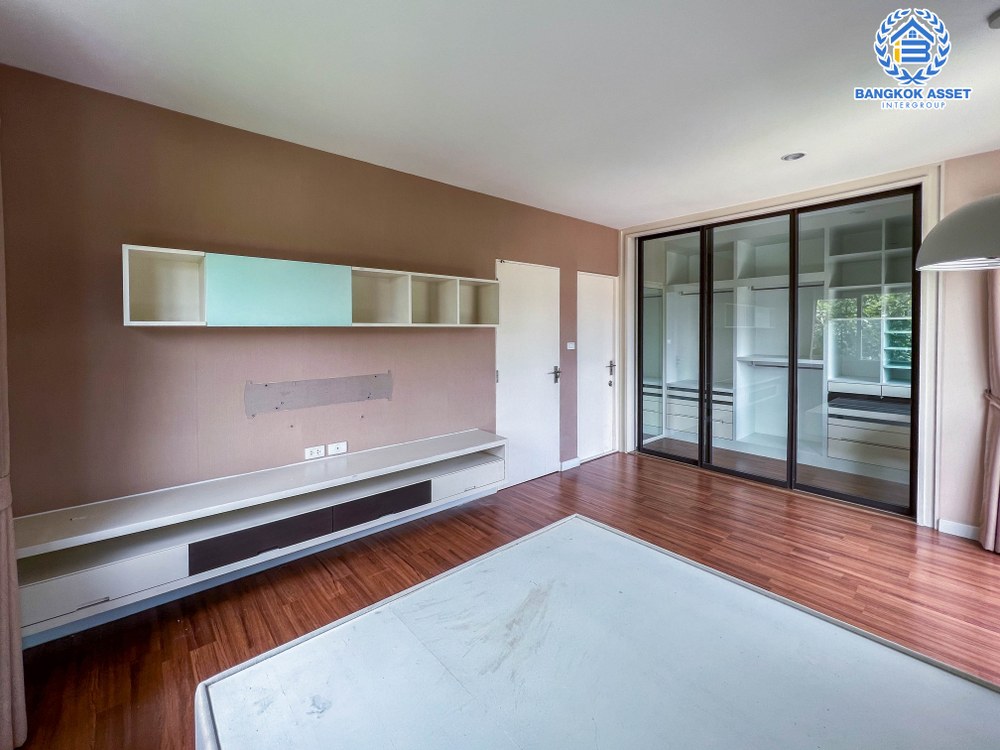 *****บ้านเดี่ยวมือสอง โครงการ พฤกษ์ลดา มหาชัย คุณภาพจาก Land & Houses เนื้อที่กว้าง 50 ตร.ว. ฟังก์ชัน 4 ห้องนอน 2 ห้องน้ำ 1 ที่จอดรถ บ้านใหม่ พร้อมเข้าอยู่ บนทำเลเดินทางเข้า-ออกในเมืองสะดวก เชื่อมต่อถนนเอกชัย ถนนเดิมบาง ถนนวัดเจษฎาวิถี ใกล้ Porto Chino มหาชัย