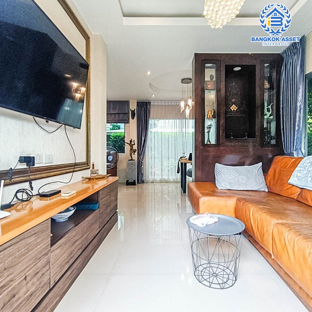 บ้านเดี่ยวมือสอง โครงการ ไลฟ์ บางกอก บูเลอวาร์ด ราชพฤกษ์-รัตนาธิเบศร์ เนื้อที่ 50.30 ตร.ว. ฟังก์ชัน 3 ห้องนอน 3 ห้องน้ำ จอดรถได้ 2 คัน แถมฟรี! เครื่องปรับอากาศ บนทำเลติดถนนราชพฤกษ์ เชื่อมต่อทุกเส้นทาง ใกล้รถไฟฟ้าสายสีม่วง "สถานีท่าอิฐ" และจุดขึ้นทางด่วน "ศรีรัช"