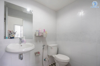 *****ทาวน์เฮ้าส์มือสองนนทบุรี โครงการ ไลโอ บลิสซ์ กาญจนาภิเษก-ชัยพฤกษ์ หลังมุม! เนื้อที่กว้างเกือบ 28 ตร.ว. ฟังก์ชัน 3 ห้องนอน 2 ห้องน้ำ 2 ที่จอดรถ บ้านสภาพสวย พร้อมอยู่ เนื้อที่เยอะ บนทำเลเชื่อมต่อ ถนนกาญจนาภิเษก, ถนนรัตนาธิเบศร์ ใกล้รถไฟฟ้าสายสีม่วง "สถานีคลองบางไผ่"