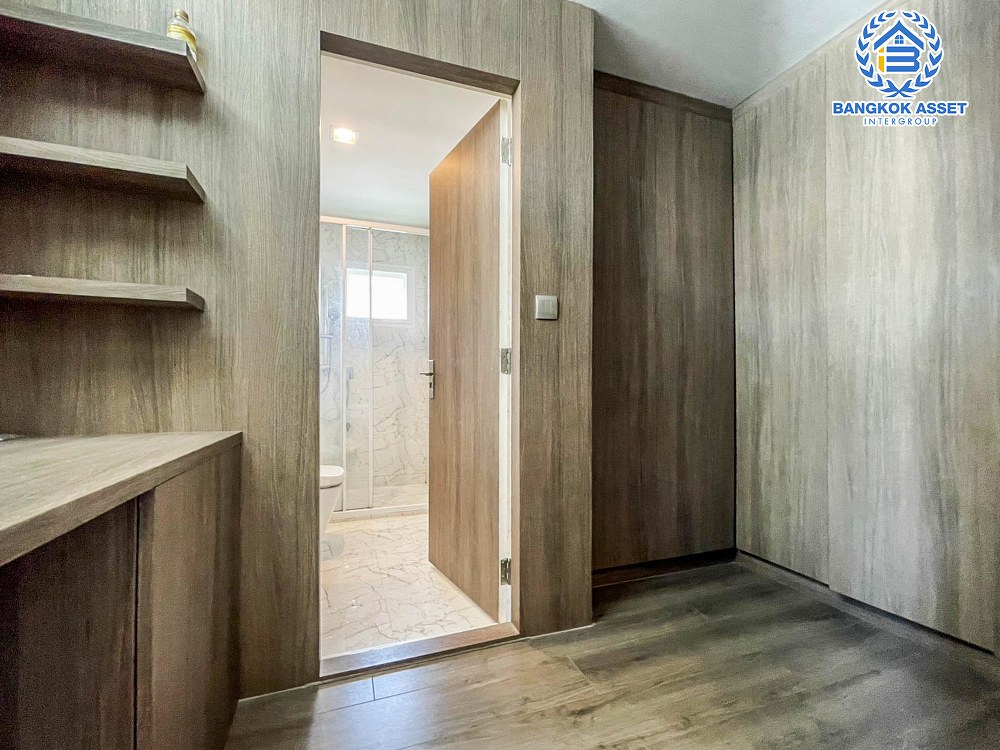 *****บ้านเดี่ยวมือสอง โครงการ มัณฑนา ราชพฤกษ์-สะพานเจษฎาบดินทร์ฯ เนื้อที่มากถึง 73.20 ตร.ว. ฟังก์ชัน 4 ห้องนอน 4 ห้องน้ำ 2 ที่จอดรถ พื้นที่รอบบ้านกว้างขวาง ภายในสภาพดีเยี่ยม บนทำเลติดถนนราชพฤกษ์ เชื่อมต่อถนนถนนพระราม5 ถนนรัตนาธิเบศร์ ใกล้เซ็นทรัลรัตนาธิเบศร์ จุดทางด่วน "ศรีรัช"