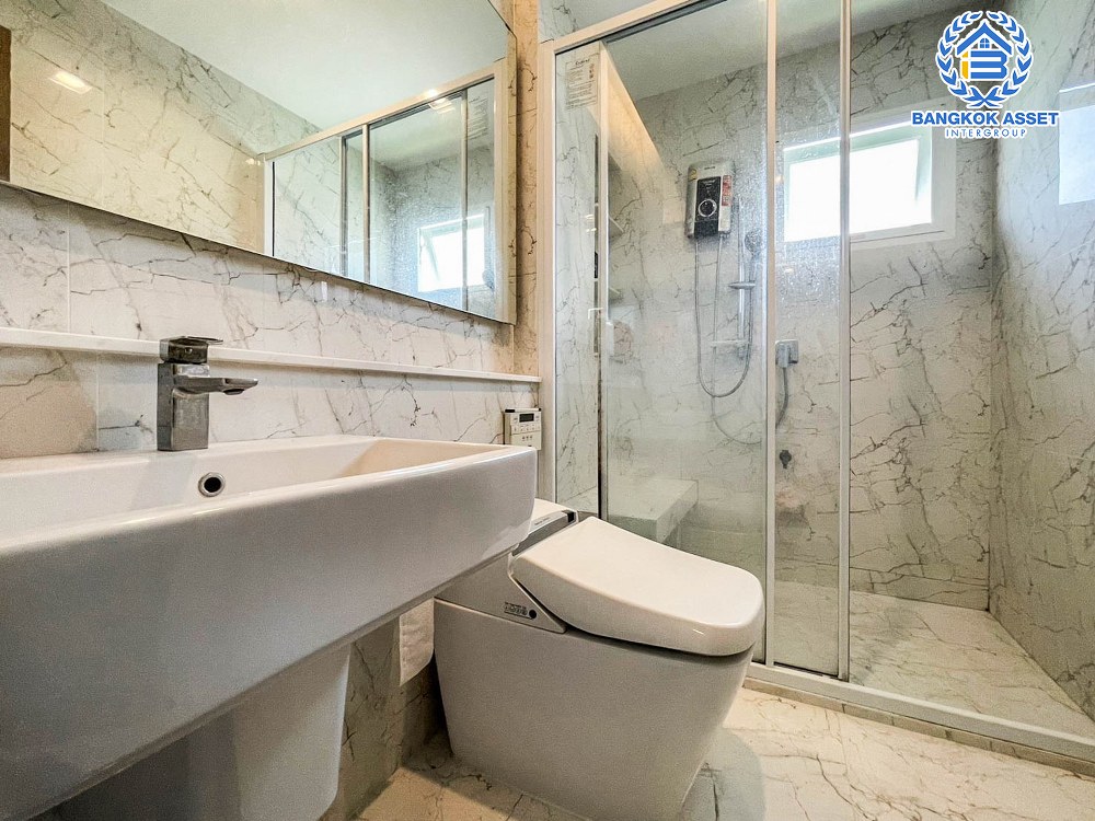 *****บ้านเดี่ยวมือสอง โครงการ มัณฑนา ราชพฤกษ์-สะพานเจษฎาบดินทร์ฯ เนื้อที่มากถึง 73.20 ตร.ว. ฟังก์ชัน 4 ห้องนอน 4 ห้องน้ำ 2 ที่จอดรถ พื้นที่รอบบ้านกว้างขวาง ภายในสภาพดีเยี่ยม บนทำเลติดถนนราชพฤกษ์ เชื่อมต่อถนนถนนพระราม5 ถนนรัตนาธิเบศร์ ใกล้เซ็นทรัลรัตนาธิเบศร์ จุดทางด่วน "ศรีรัช"