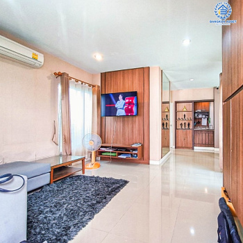 *****บ้านเดี่ยวมือสองกรุงเทพมหานคร โครงการ เนอวานา อินโทร กาญจนาภิเษก เนื้อที่กว้างเกือบ 53 ตร.ว. ฟังก์ชัน 3 ห้องนอน 2 ห้องน้ำ 2 ที่จอดรถ แถมฟรี! 4 เครื่องปรับอากาศ 1 เครื่องทำน้ำอุ่น บนทำเลแห่งการเดินทาง เชื่อมต่อถนนกาญจนาภิเษก, ถนนรามคำแหง ใกล้จุดขึ้นทางด่วน "วงแหวน-กาญจนาภิเษก" จองเลย