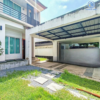 *****บ้านเดี่ยวมือสองกรุงเทพมหานคร โครงการ เนอวานา อินโทร กาญจนาภิเษก เนื้อที่กว้างเกือบ 53 ตร.ว. ฟังก์ชัน 3 ห้องนอน 2 ห้องน้ำ 2 ที่จอดรถ แถมฟรี! 4 เครื่องปรับอากาศ 1 เครื่องทำน้ำอุ่น บนทำเลแห่งการเดินทาง เชื่อมต่อถนนกาญจนาภิเษก, ถนนรามคำแหง ใกล้จุดขึ้นทางด่วน "วงแหวน-กาญจนาภิเษก" จองเลย