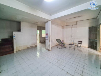 *****ทาวน์เฮ้าส์มือสองนนทบุรี หมู่บ้าน นนทรีปาร์ค รัตนาธิเบศร์ เนื้อที่กว้าง 22 ตร.ว. ฟังก์ชัน 3 ห้องนอน 2 ห้องน้ำ 1 ที่จอดรถ ขายตามสภาพ บนทำเลเดินทางสะดวก เชื่อมต่อถนนรัตนาธิเบศร์, ถนนราชพฤกษ์ ใกล้จุดขึ้นทางด่วน "งามวงศ์วาน" และรถไฟฟ้าสายสีม่วง "สถานีบางรักน้อยท่าอิฐ" เพียง 5 นาทีเท่านั้น