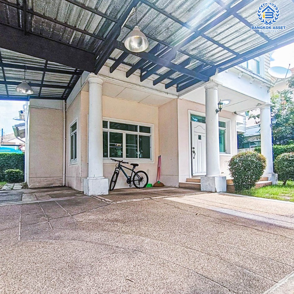 *****บ้านเดี่ยวมือสอง โครงการ บางกอก บูเลอวาร์ด ราชพฤกษ์-พระราม5 จากแบรนด์ SC ASSET เนื้อที่กว่า 56.10 ตร.ว. ฟังก์ชัน 4 ห้องนอน 4 ห้องน้ำ จอดรถได้ 2 คัน รอบบ้านกว้างขวาง ภายในสภาพดี บรรยากาศเป็นส่วนตัว บนทำเลติดถนนราชพฤกษ์ เพียง 10 ถึงรถไฟฟ้า "สถานีบางรักใหญ่" และจุดขึ้นทางด่วน "ศรีรัช"