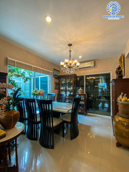 *****ทาวน์โฮม 3 ชั้น มือสอง โครงการ เดอะแพลนท์ซิตี้ แจ้งวัฒนะ-ปากเกร็ด เนื้อที่กว้าง 28.40 ตร.ว. ฟังก์ชัน 3 ห้องนอน 3 ห้องน้ำ 2 ที่จอดรถ สภาพพร้อมอยู่ แถมฟรี! เครื่องปรับอากาศ บนทำเลเดินทางสะดวก เชื่อมต่อถนนศรีสมาน ถนนแจ้งวัฒนะ ใกล้รถไฟฟ้าสายสีชมพู "สถานีเมืองทองธานี" และจุดขึ้นทางด่วน "แจ้งวัฒนะ"