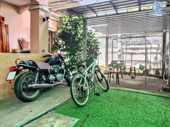 *****บ้านเดี่ยวมือสอง โครงการ เศรษฐพงษ์ กาญจนาภิเษก เนื้อที่ 50.40 ตร.ว. ฟังก์ชัน 3 ห้องนอน 3 ห้องน้ำ 2 ที่จอดรถ ภายในกว้างขวาง สภาพดีมาก บนทำเลเดินทางสะดวก เชื่อมต่อถนนกาญจนาภิเษก ถนนบ้านกล้วย-ไทรน้อย ใกล้รถไฟฟ้าสายสีม่วง "สถานีคลองบางไผ่" และจุดขึ้นทางด่วน "ศรีรัช"