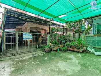 *****บ้านเดี่ยวมือสอง โครงการ เศรษฐพงษ์ กาญจนาภิเษก เนื้อที่ 50.40 ตร.ว. ฟังก์ชัน 3 ห้องนอน 3 ห้องน้ำ 2 ที่จอดรถ ภายในกว้างขวาง สภาพดีมาก บนทำเลเดินทางสะดวก เชื่อมต่อถนนกาญจนาภิเษก ถนนบ้านกล้วย-ไทรน้อย ใกล้รถไฟฟ้าสายสีม่วง "สถานีคลองบางไผ่" และจุดขึ้นทางด่วน "ศรีรัช"