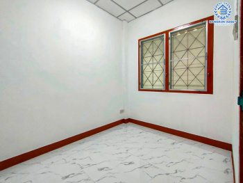 *****ทาวน์เฮ้าส์มือสอง โครงการ พงษ์ศิริชัย4 เพชรเกษม เนื้อที่กว้าง 16 ตร.ว. ฟังก์ชัน 3 ห้องนอน 2 ห้องน้ำ 1 ที่จอดรถ ทำเลกลางใจชุมชนค้าขายได้ มีสิ่งอำนวยความสะดวกครบ สามารถเดินทางได้หลายเส้นทาง เชื่อมต่อถนนเพชรเกษม ถนนบางบอน5 ถนนพุทธสาคร ใกล้เดอะมอลบางแค