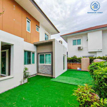 *****บ้านเดี่ยวมือสองกรุงเทพมหานคร โครงการ โกลเด้น วิลเลจ อ่อนนุช-พัฒนาการ เนื้อที่กว้าง 54 ตร.ว. ฟังก์ชัน 4 ห้องนอน 3 ห้องน้ำ 2 ที่จอดรถ บ้านสภาพสวย พร้อมเข้าอยู่ บนทำเลเดินทางสะดวก ใกล้รถไฟฟ้าสาย Airport link "สถานีบ้านทับช้าง" และจุดขึ้นมอเตอร์เวย์ "พระราม 9"