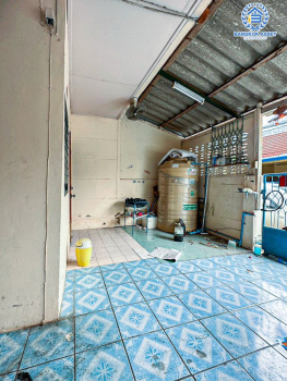 *****ทาวน์เฮ้าส์ 1 ชั้นมือสองปทุมธานี หมู่บ้าน สัมพันธ์วิลล่า ลำลูกกาคลองสาม เนื้อที่ 18 ตร.ว. ฟังก์ชัน 2 ห้องนอน 1 ห้องน้ำ 1 ที่จอดรถ บนทำเลเดินทางสะดวก เพียง 16 นาทีก็ถึงรถไฟฟ้าสายสีเขียว "สถานีคูคต" และใกล้จุดขึ้นทางด่วน "อุตราภิมุข" จองด่วน!