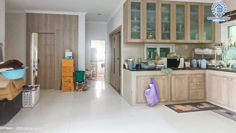 *****บ้านเดี่ยวมือสอง โครงการ กรานต์วดี พุทธมณฑลสาย3 เนื้อที่กว้าง 103.60 ตร.ว. ฟังก์ชัน 4 ห้องนอน 3 ห้องน้ำ 2 ที่จอดรถ บ้านหลังใหญ่สภาพเหมือนใหม่ พร้อมอยู่ บนทำเลเดินทางสะดวกสบาย เชื่อมต่อถนนเพชรเกษม ถนนพุทธมณฑลสาย5 ถนนบรมราชชนนี ใกล้เดอะมอลล์บางแค และทางคู่ขนานลอยฟ้าบรมราชชนนี