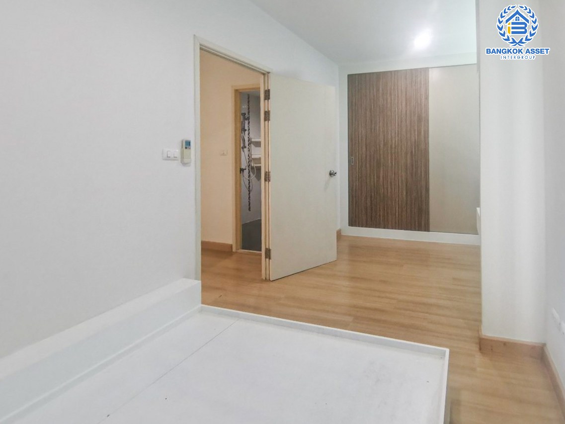 *****ทาวน์เฮ้าส์ 2 ชั้นมือสองกรุงเทพมหานคร โครงการ พฤกษาวิลล์51 พหลโยธิน เนื้อที่ 17.5 ตร.ว. ฟังก์ชัน 3 ห้องนอน 2 ห้องน้ำ 1 ที่จอดรถ สไตล์ Modern บนทำเลเยี่ยม เชื่อมต่อถนนพหลโยธิน, ถนนเทพรักษ์, ถนนสุขาภิบาล 5 ใกล้เซ็นทรัล รามอินทรา จองเลย!