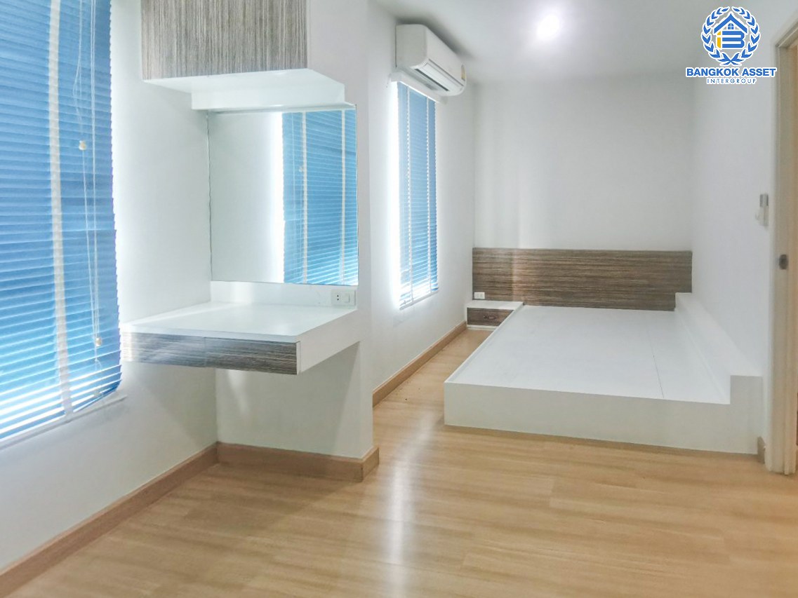 *****ทาวน์เฮ้าส์ 2 ชั้นมือสองกรุงเทพมหานคร โครงการ พฤกษาวิลล์51 พหลโยธิน เนื้อที่ 17.5 ตร.ว. ฟังก์ชัน 3 ห้องนอน 2 ห้องน้ำ 1 ที่จอดรถ สไตล์ Modern บนทำเลเยี่ยม เชื่อมต่อถนนพหลโยธิน, ถนนเทพรักษ์, ถนนสุขาภิบาล 5 ใกล้เซ็นทรัล รามอินทรา จองเลย!