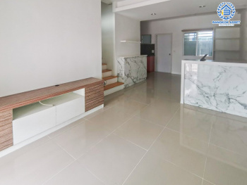 *****ทาวน์เฮ้าส์ 2 ชั้นมือสองกรุงเทพมหานคร โครงการ พฤกษาวิลล์51 พหลโยธิน เนื้อที่ 17.5 ตร.ว. ฟังก์ชัน 3 ห้องนอน 2 ห้องน้ำ 1 ที่จอดรถ สไตล์ Modern บนทำเลเยี่ยม เชื่อมต่อถนนพหลโยธิน, ถนนเทพรักษ์, ถนนสุขาภิบาล 5 ใกล้เซ็นทรัล รามอินทรา จองเลย!