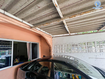 *****ทาวน์เฮ้าส์มือสอง โครงการ ฉัตรหลวง สุวินทวงศ์ เนื้อที่กว้าง 20 ตร.ว. ฟังก์ชัน 2 ห้องนอน 2 ห้องน้ำ 1 ที่จอดรถ บ้านสภาพดี บนทำเลใก้ลเมือง เดินทางสะดวก เชื่อมต่อถนนเลียบคลอง2 ถนนหทัยราษฎร์ ถนนปัญญาอินทรา ใกล้ห้างสรรพสินค้าบิ๊กซี ซูเปอร์เซ็นเตอร์ หนองจอก