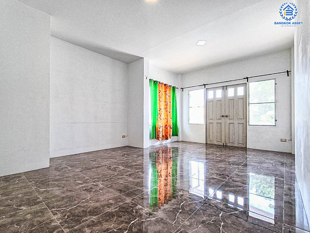 *****บ้านเดี่ยวมือสอง โครงการ มณธานี บางแค หลังมุม เนื้อที่กว้าง 53.70 ตร.ว. พื้นที่ใช้สอย 224 ตร.ม. ฟังก์ชัน 3 ห้องนอน 3 ห้องน้ำ 2 ที่จอดรถ ฟังก์ชันครบตอบทุกไลฟ์สไตล์ ทำเลในเมืองเดินทางสะดวก เชื่อมต่อถนนกาญจนาภิเษก ใกล้เดอะมอลล์บางแค ใกล้รถไฟฟ้าสายสีน้ำเงิน "สถานีหลักสอง" และจุดขึ้นทางด่วน "กาญจนาภิเษก"...