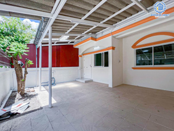 *****ทาวน์เฮ้าส์มือสองนนทบุรี หมู่บ้าน ศรีประจักษ์5 บางกรวย-ไทรน้อย เนื้อที่กว้าง 21 ตร.ว. ฟังก์ชัน 3 ห้องนอน 2 ห้องน้ำ 1 ที่จอดรถ บ้านสภาพดี พร้อมเข้าอยู่ บนทำเลติดถนนบางกรวย-ไทรน้อย เชื่อมต่อถนนกาญจนาภิเษก ใกล้รถไฟฟ้าสายสีม่วง "สถานีคลองบางไผ่" จองด่วน!