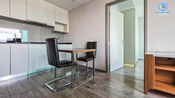 *****คอนโดมิเนียมมือสอง โครงการ วิสซ์ดอม อเวนิว รัชดา-ลาดพร้าว ห้องมุม พื้นที่ใช้สอย 53.50 ตร.ม. ฟังก์ชัน 2 ห้องนอน 2 ห้องน้ำ 1 ที่จอดรถ เฟอร์นิเจอร์ครบ สิ่งอำนวยความสะดวกภายในโครงการครบครัน บนทำเลเดินทางสะดวก เชื่อมต่อถนนลาดพร้าว-รัชดาภิเษก ใกล้รถไฟฟ้าสายสีน้ำเงิน "สถานีลาดพร้าว"