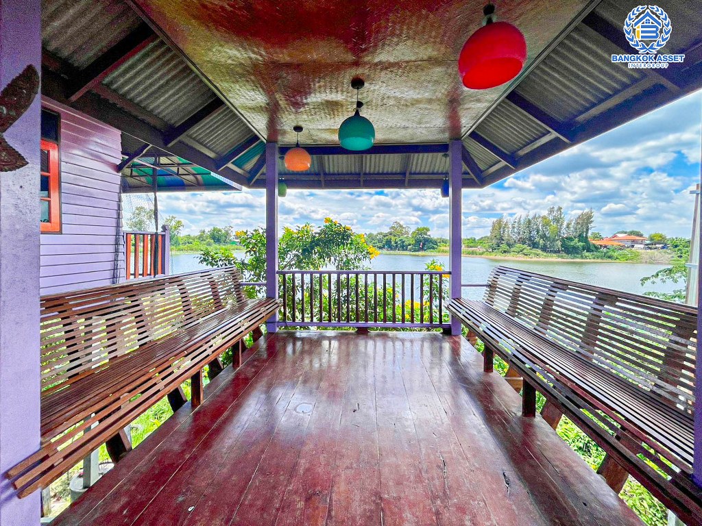 *****บ้านเดี่ยวมือสอง ซอยวัดหนองปรง ราชพฤกษ์ หลังมุม เนื้อที่กว้าง 130 ตร.ว. ฟังก์ชัน 3 ห้องนอน 2 ห้องน้ำ 2 ที่จอดรถ พื้นที่ใช้สอย 130 ตรว. วิวทะเลสาบ หลังบ้านพร้อมเรือนพักผ่อน บนทำเลเดินทางสะดวก เชื่อมต่อถนนกรุงเทพ-ปทุมธานี ถนนติวานนท์ ใกล้เดอะทรี คอมมูนิตี้มอลล์