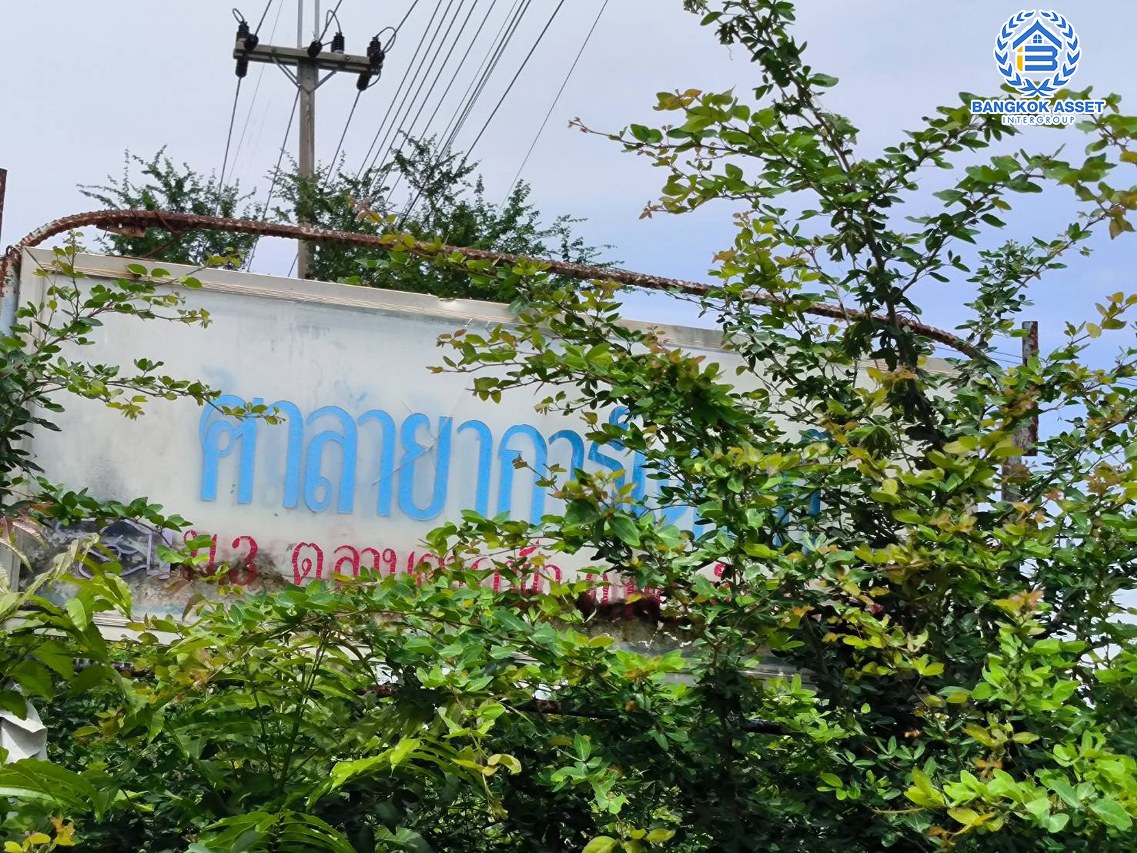 *****ที่ดินเปล่าทำเลแห่งการเดินทาง! ที่ดินเปล่าศาลายา การ์เด้นท์ ศาลายา-นครชัยศรี เนื้อที่ขนาด 205 ตร.ว. (หน้ากว้าง 20 เมตร) บนทำเลส่วนตัวจะสร้างเป็นที่อยู่อาศัยก็ดี หรือจะลงทุนก็คุ้ม! สามารถเข้า-ออกได้หลายเส้นทาง เดินทางเข้าเมืองสะดวกสบาย ใกล้จุดขึ้นทางด่วน "บางใหญ่-กาญจนบุรี" ในราคาคุ้มสุดๆ