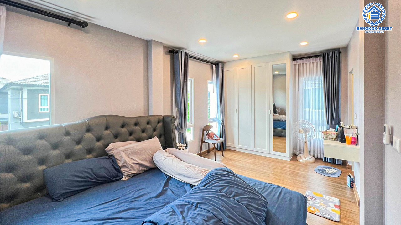 *****บ้านแฝดมือสองปทุมธานี โครงการ เซนโทร ชัยพฤกษ์-345 เนื้อที่กว้าง 38.2 ตร.ว. ฟังก์ชัน 3 ห้องนอน 3 ห้องน้ำ 2 ที่จอดรถ แถมฟรี! 5 เครื่องปรับอากาศ บนทำเลแห่งการเดินทาง เชื่อมต่อถนน 345, ถนนราชพฤกษ์ ใกล้จุดขึ้นทางด่วน "อุดรรักษา" จองเลย!