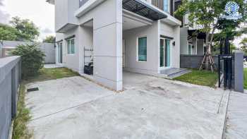 *****บ้านแฝดมือสองปทุมธานี โครงการ เซนโทร ชัยพฤกษ์-345 เนื้อที่กว้าง 38.2 ตร.ว. ฟังก์ชัน 3 ห้องนอน 3 ห้องน้ำ 2 ที่จอดรถ แถมฟรี! 5 เครื่องปรับอากาศ บนทำเลแห่งการเดินทาง เชื่อมต่อถนน 345, ถนนราชพฤกษ์ ใกล้จุดขึ้นทางด่วน "อุดรรักษา" จองเลย!