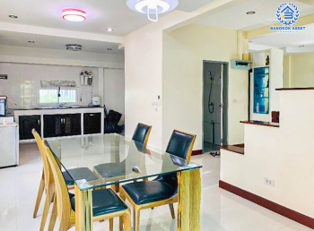 *****บ้านเดี่ยวมือสอง โครงการ ชัยพฤกษ์ บางแวก เนื้อที่กว้าง 140 ตร.ว. ฟังก์ชัน 3 ห้องนอน 3 ห้องน้ำ ภายในสภาพสวย สไตล์บ้านสวนใกล้เมือง มีมุมพักผ่อนเป็นส่วนตัว พร้อมราคาพิเศษ เชื่อมต่อถนนบางแวก ถนนจรัญสนิทวงศ์ ถนนเพชรเกษม ใกล้เซ็นทรัลปิ่นเกล้า และจุดขึ้นทางด่วน "กาญจนาภิเษก"